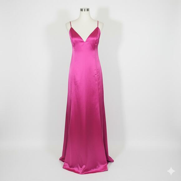 Lovers + Friends Bermuda Dress in Magenta Pink - Picture 3 of 12